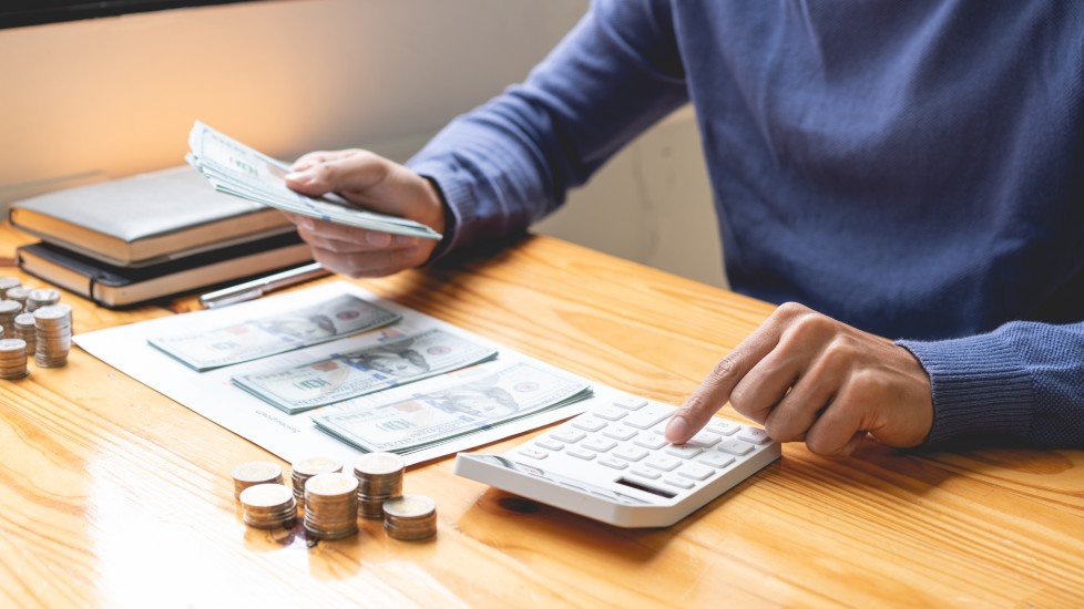 Calculating VAT Under the Flat Rate Scheme (FRS)